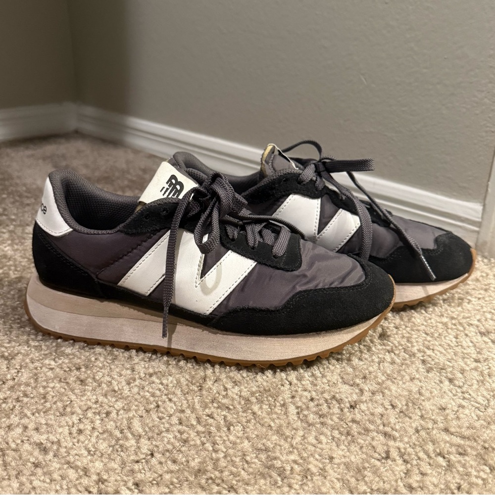New Balance 237 black and white sneakers